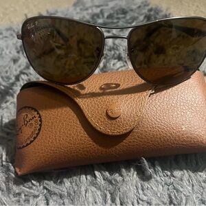 Ray-Ban Brown Lens Sunglasses with Case